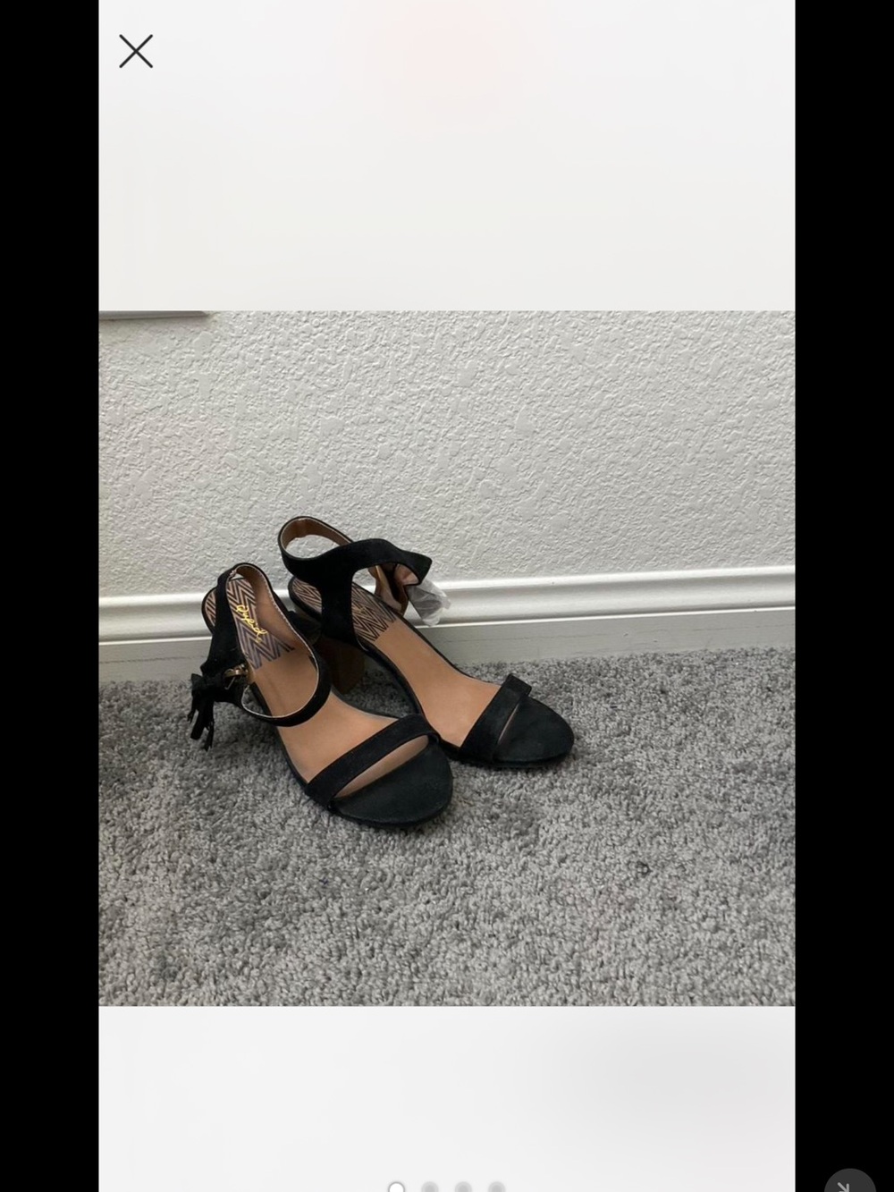 Qupid Black Open-Toe Ankle-Strap Sandals